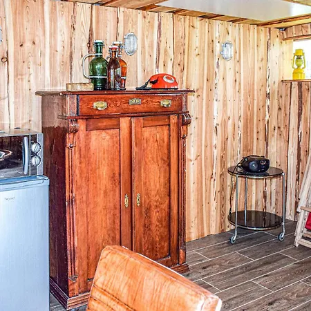 بيت للعطل Dom W Sadzie